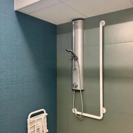 Nuit Insolite Sur Le Voilier Marmara Au Havre Botel *